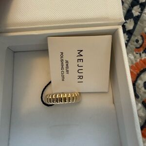 Mejuri Charlotte Ring in 14k Gold